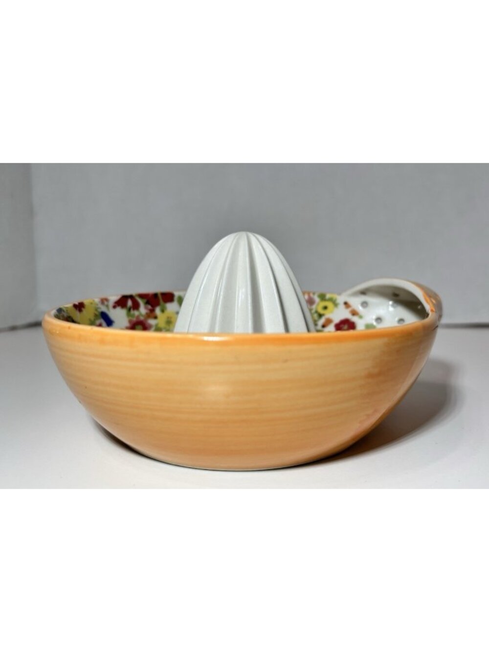 Anthropologie Ceramic Citrus Juicer by Sarah Campbell Bowl Floral Orange - Picture 2 of 6